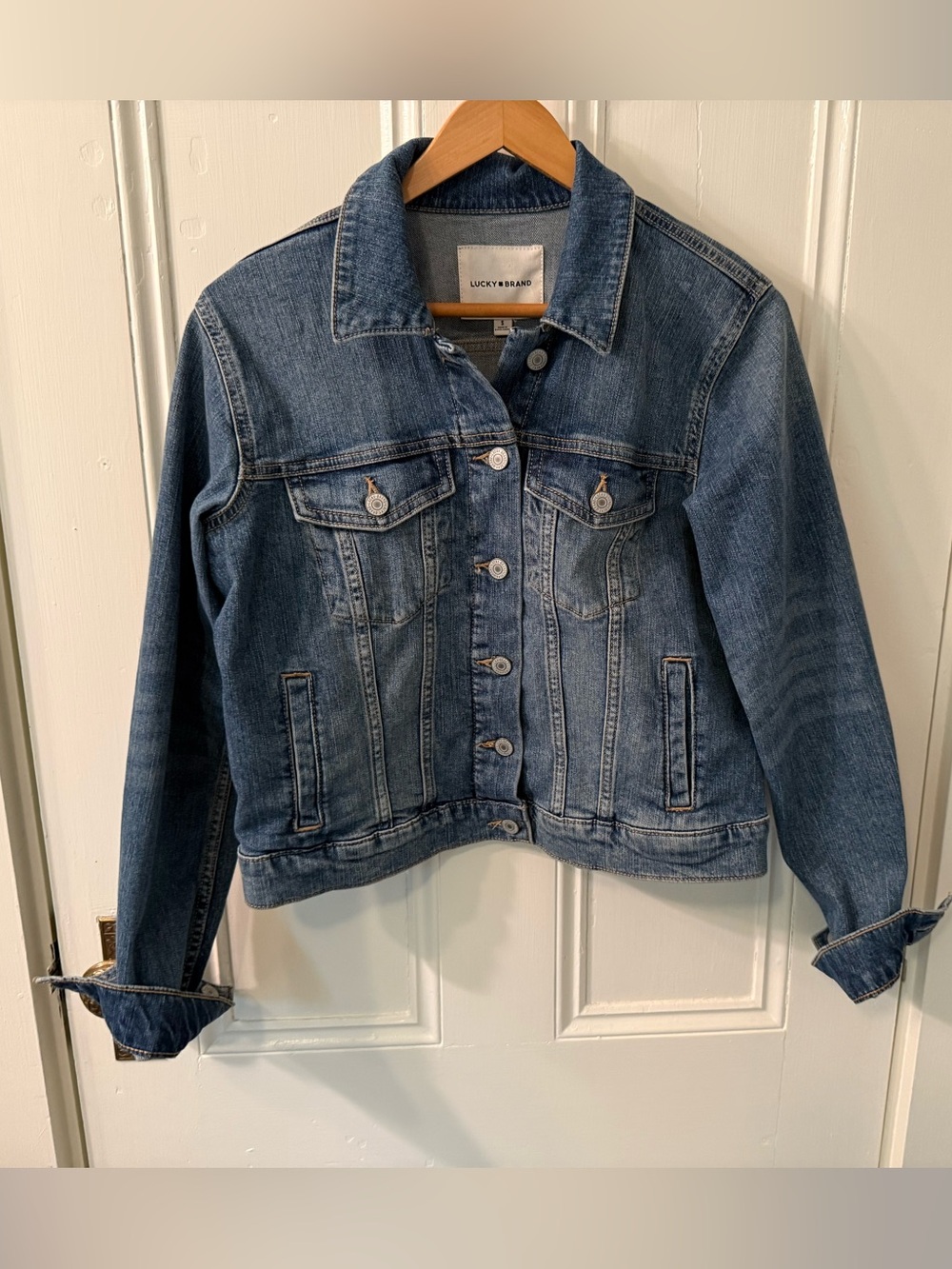 NWOT Lucky Brand Classic Blue Denim Jean Jacket S Small